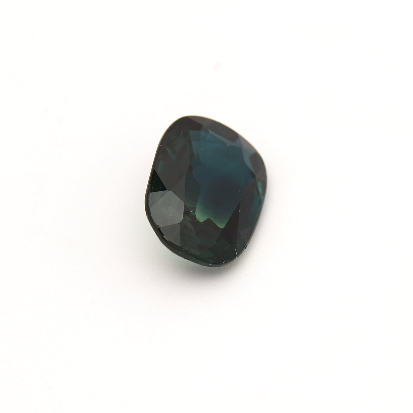 1.05 ct. Australian Parti-Color Sapphire #GS1034