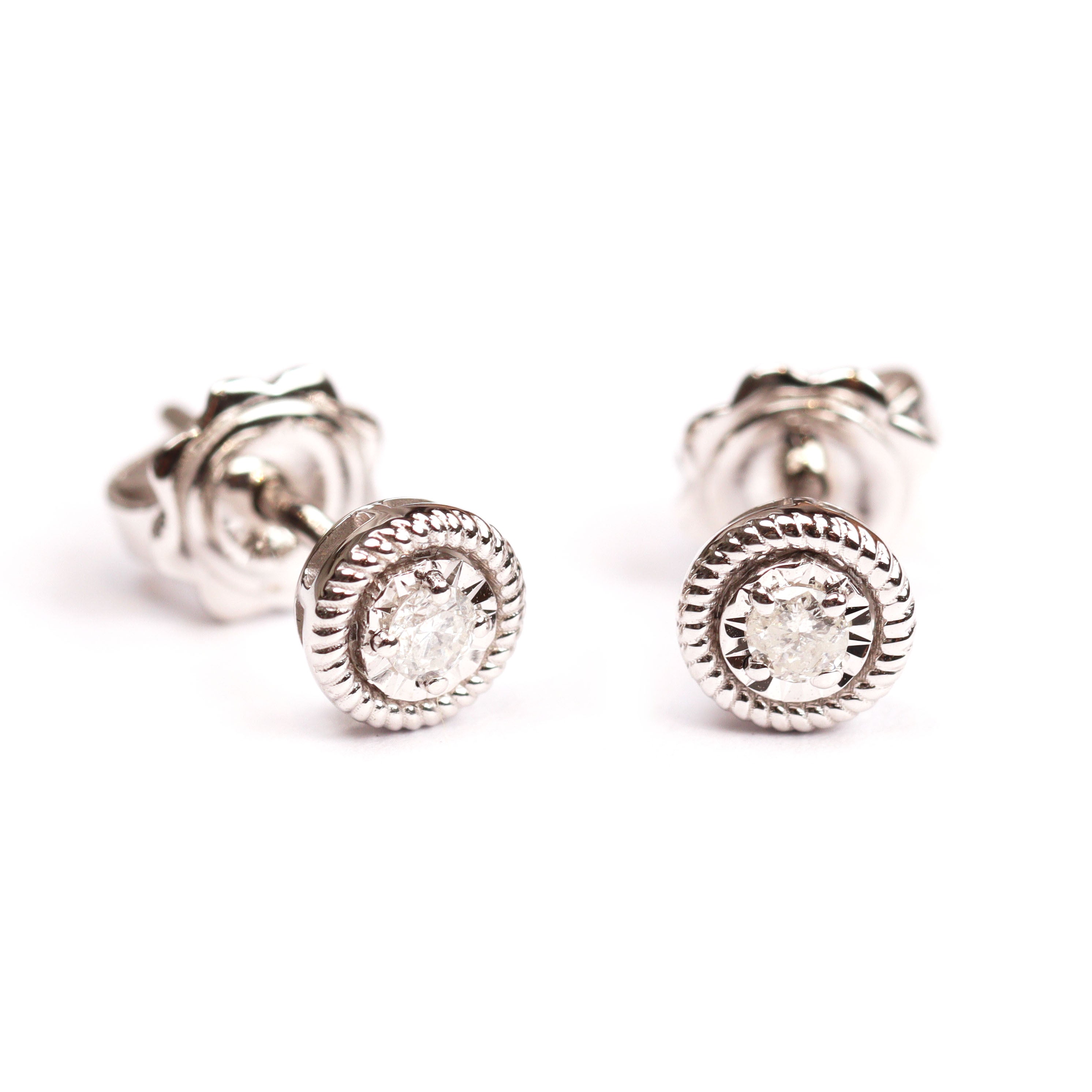 18K Gold Round Brilliant Diamond Illusion Stud Earrings 0.10ct tw. A00076 - FABER JEWELS