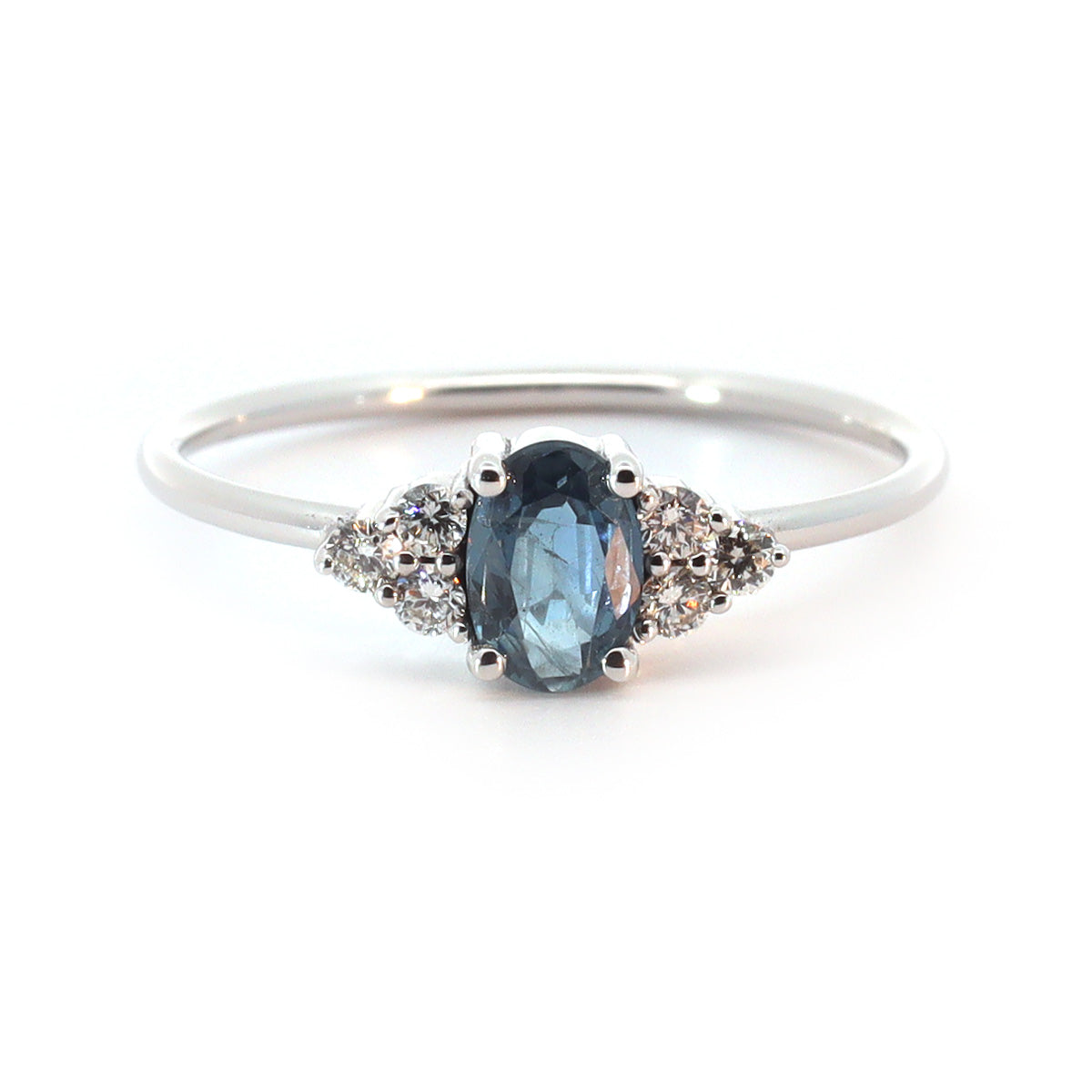 18K Gold Blue Sapphire Diamond Ring A00239 - FABER JEWELS