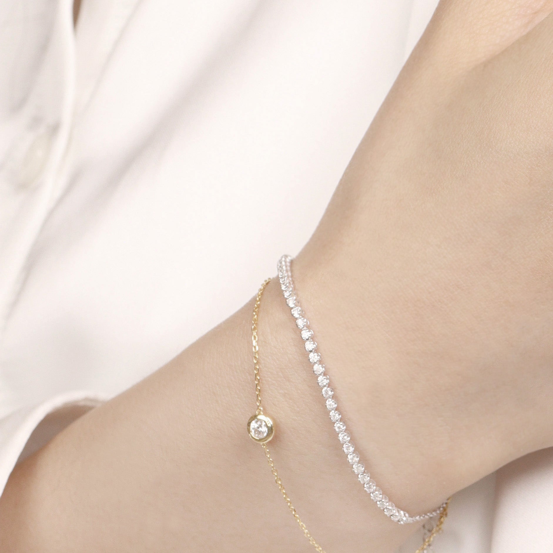 18K Gold Round Brilliant Diamond Bezel chain Bracelet 0.2ct tw. A00141 - FABER JEWELS
