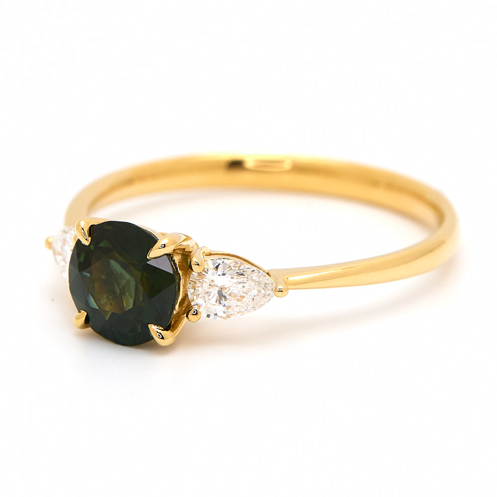 18K Gold Australian Green Sapphire Diamond Ring 1.04 ct CC0037 - FABER JEWELS