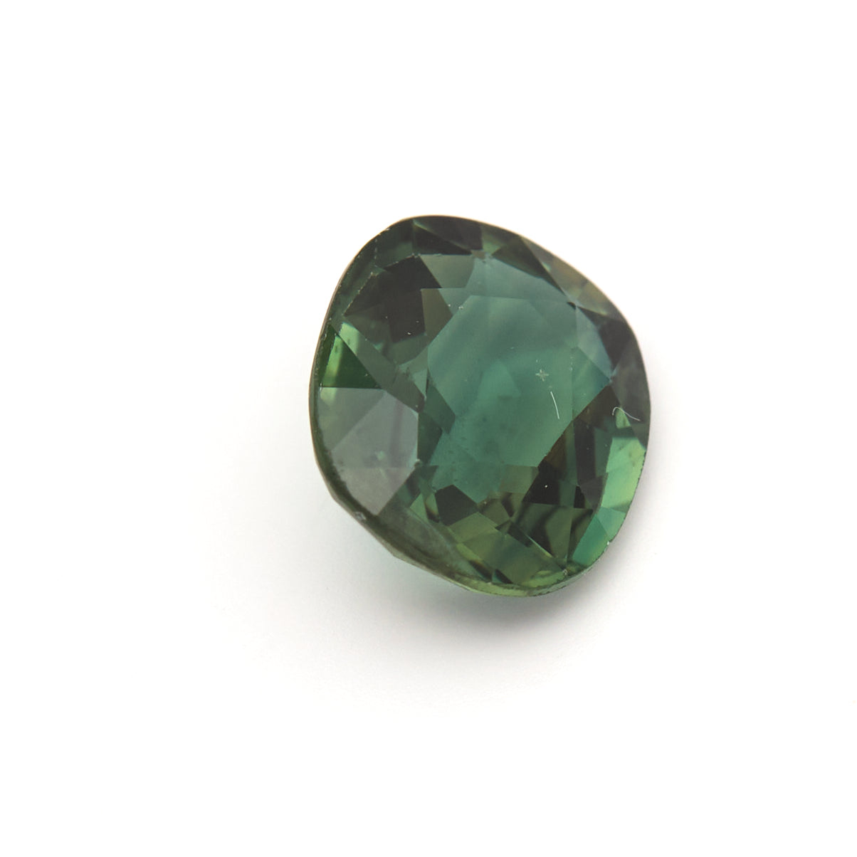 1.62 ct. Australian Parti-Color Sapphire #GS1068