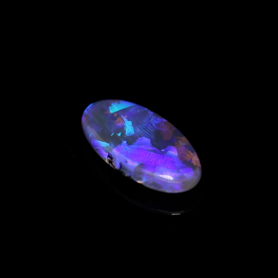 4.44 Ct. Australian Legacy Opal - Rare Semi-Harlequin #OL1018