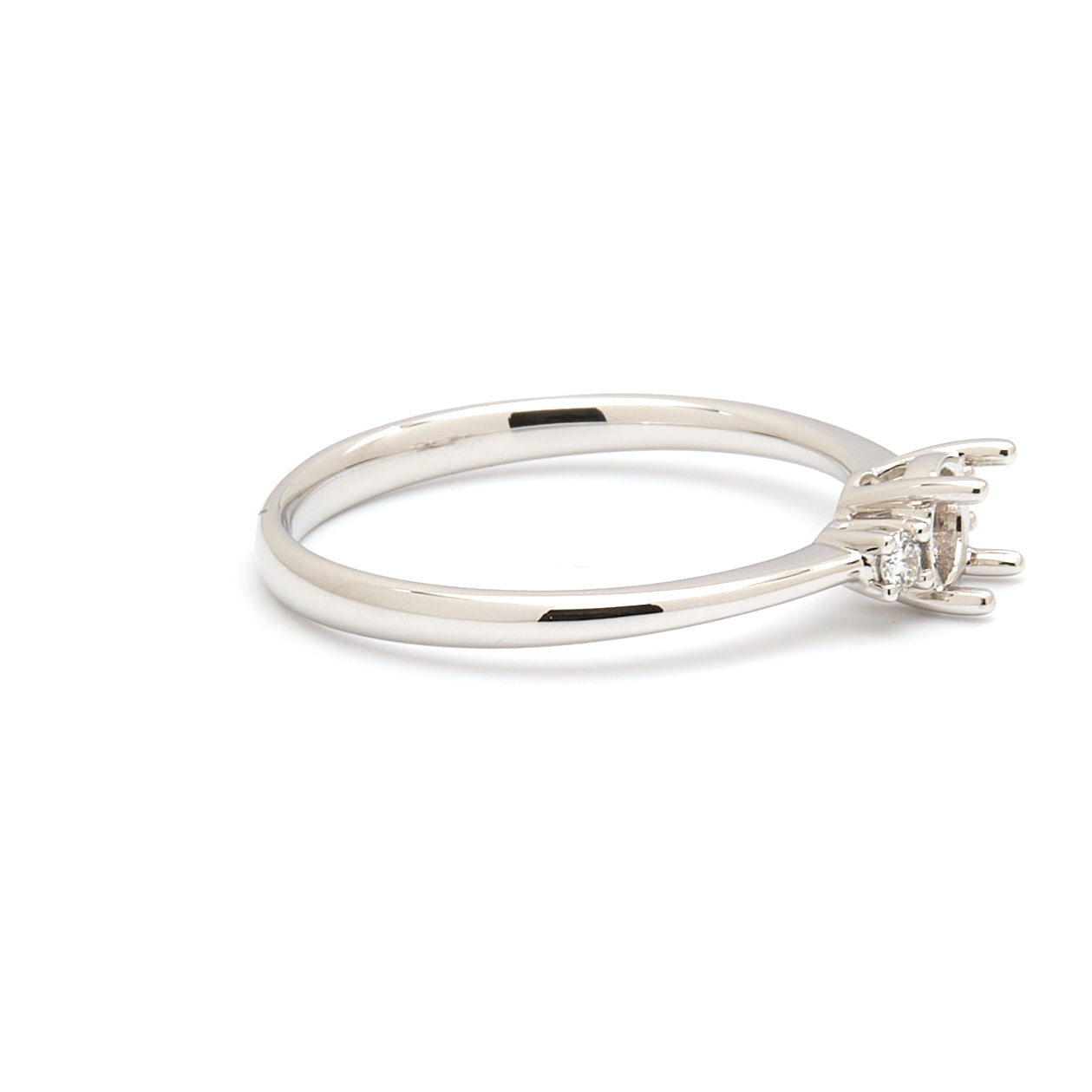 18K Gold Natural Diamond Whisper Trio ring mount RM1211