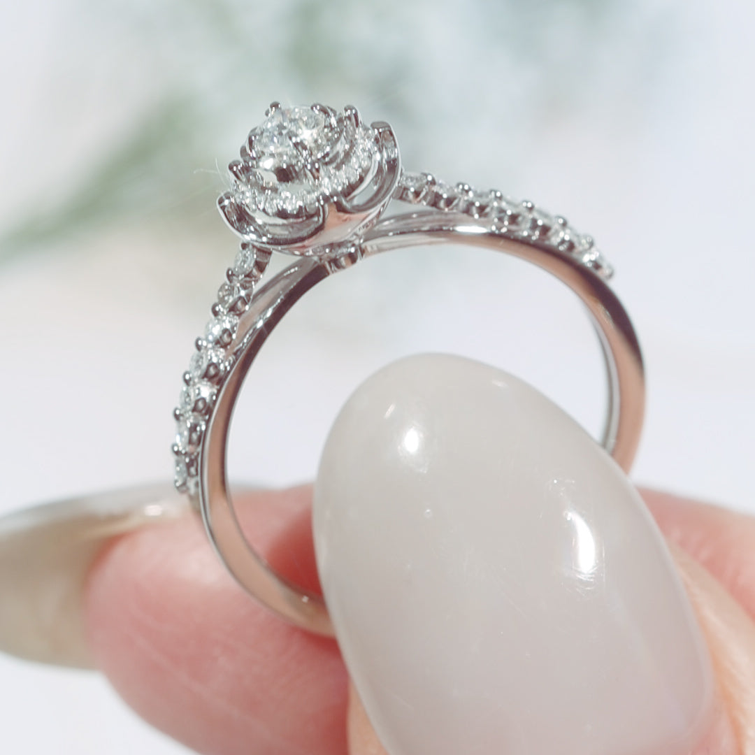 18K Round Brilliant Diamond Ring 0.27ct tw. A00091